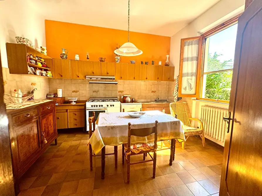 Immagine 8 di Villa in vendita  a Empoli