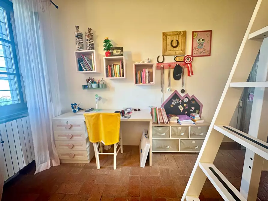 Immagine 11 di Casa colonica in vendita  a Santa Croce Sull'arno