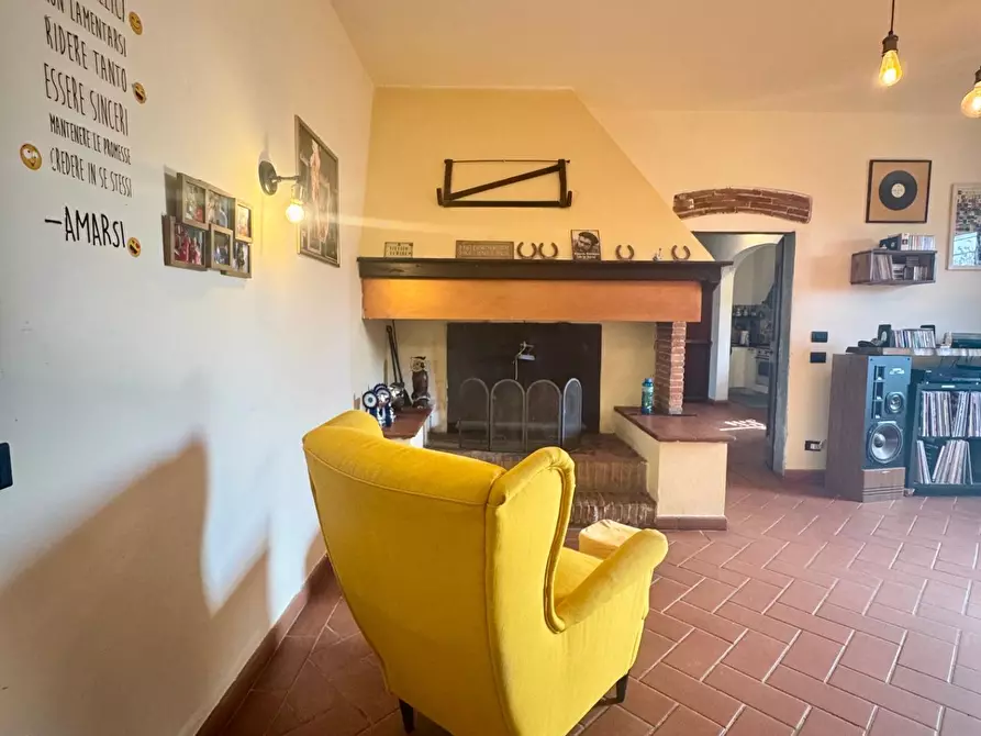 Immagine 8 di Casa colonica in vendita  a Santa Croce Sull'arno