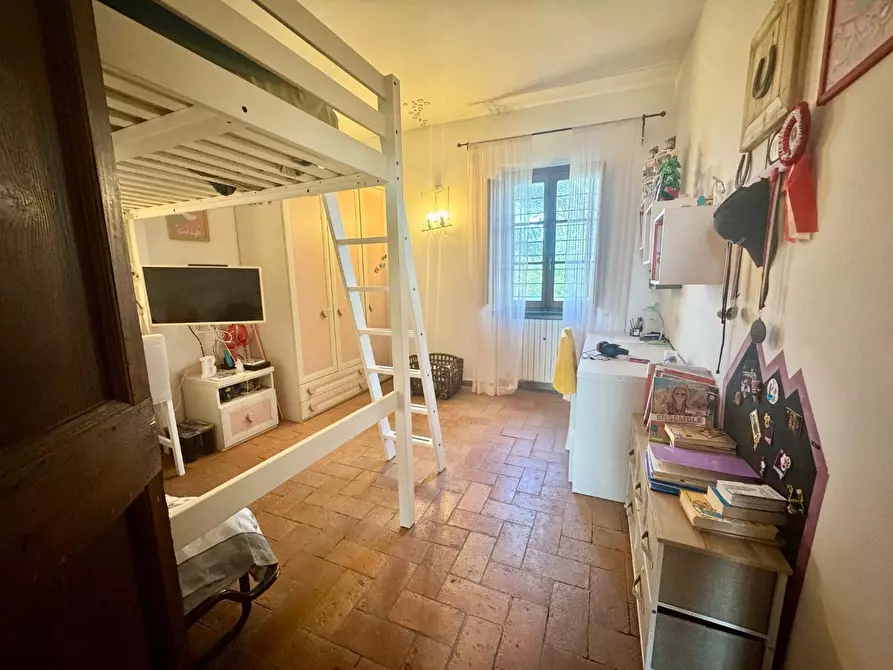 Immagine 10 di Casa colonica in vendita  a Santa Croce Sull'arno