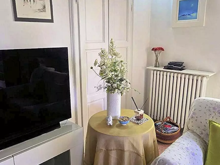 Immagine 12 di Appartamento in vendita  a Pisa