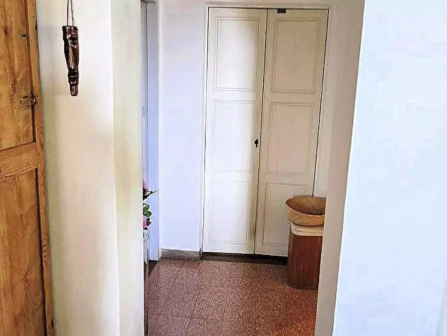 Immagine 11 di Appartamento in vendita  a Pisa