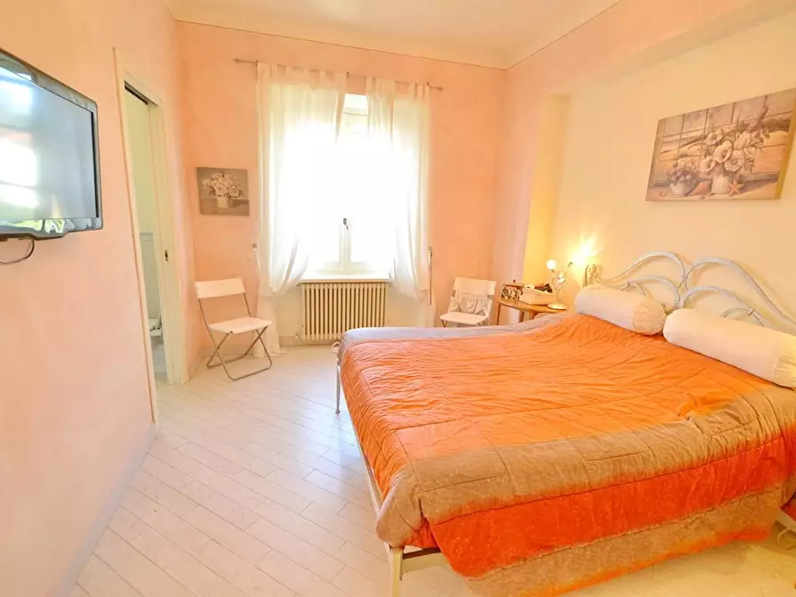 Immagine 9 di Appartamento in vendita  a Forte Dei Marmi