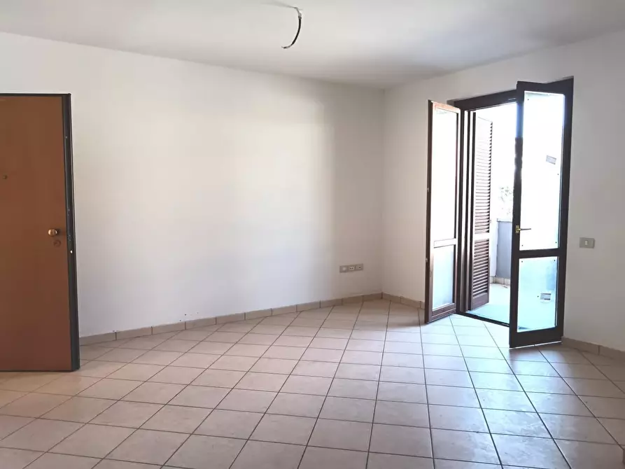 Immagine 3 di Appartamento in vendita  a Pescia