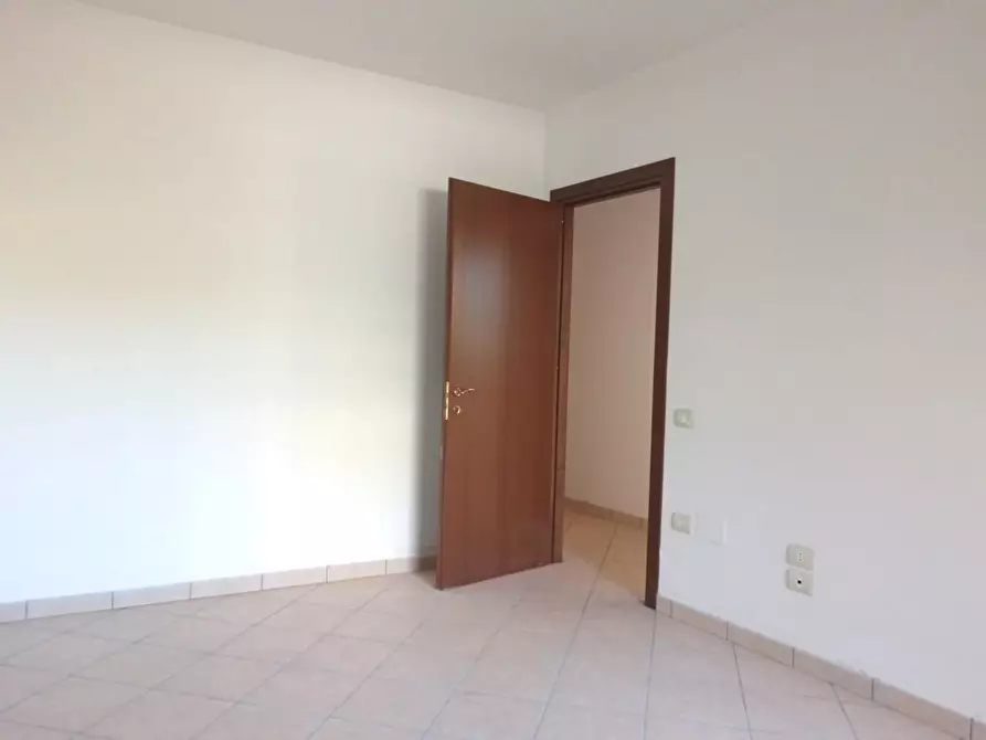 Immagine 7 di Appartamento in vendita  a Pescia