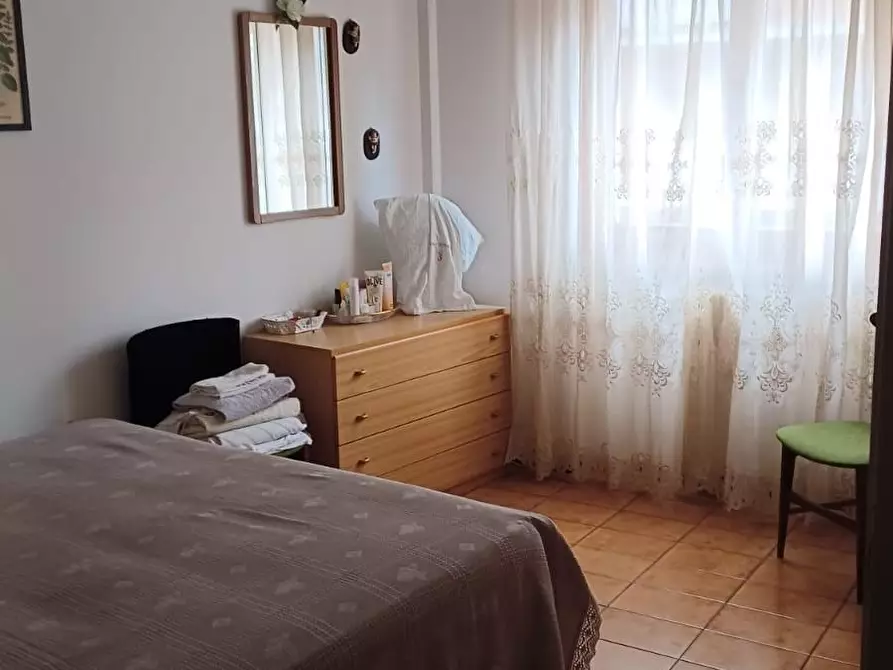 Immagine 4 di Appartamento in vendita  a Carrara