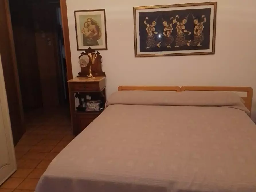 Immagine 9 di Appartamento in vendita  a Carrara