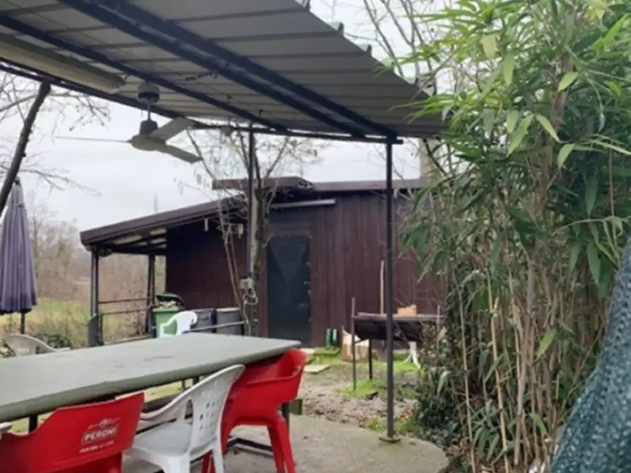 Immagine 1 di Magazzino in vendita  a Truccazzano