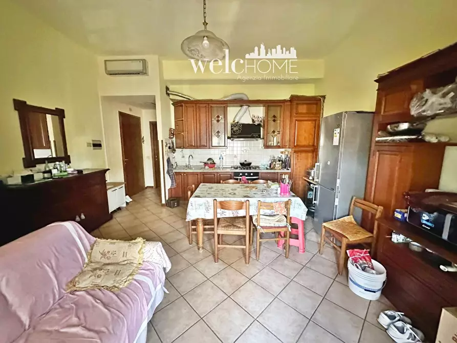 Immagine 17 di Appartamento in vendita  a Campi Bisenzio