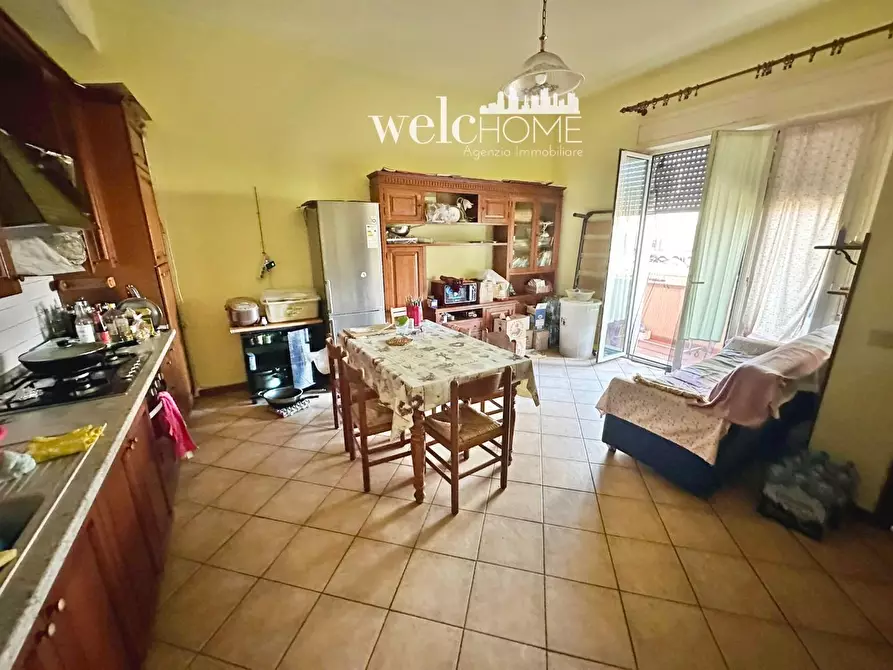 Immagine 2 di Appartamento in vendita  a Campi Bisenzio