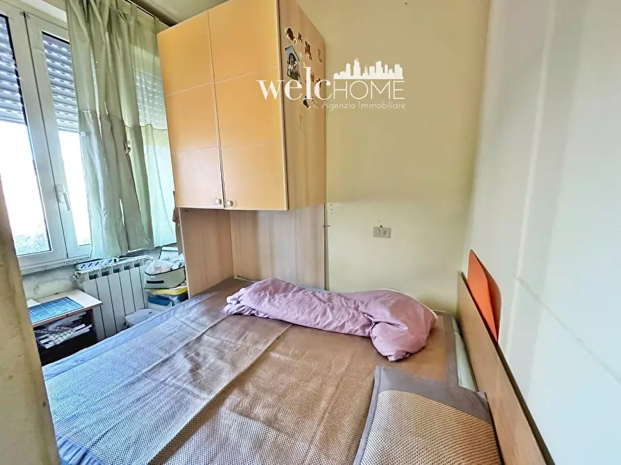 Immagine 11 di Appartamento in vendita  a Campi Bisenzio