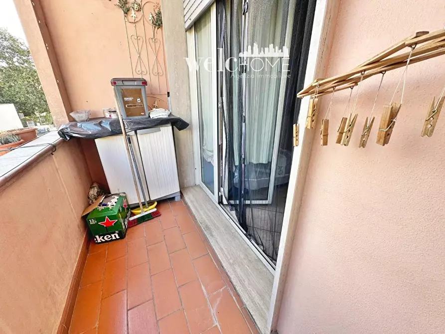 Immagine 27 di Appartamento in vendita  a Campi Bisenzio