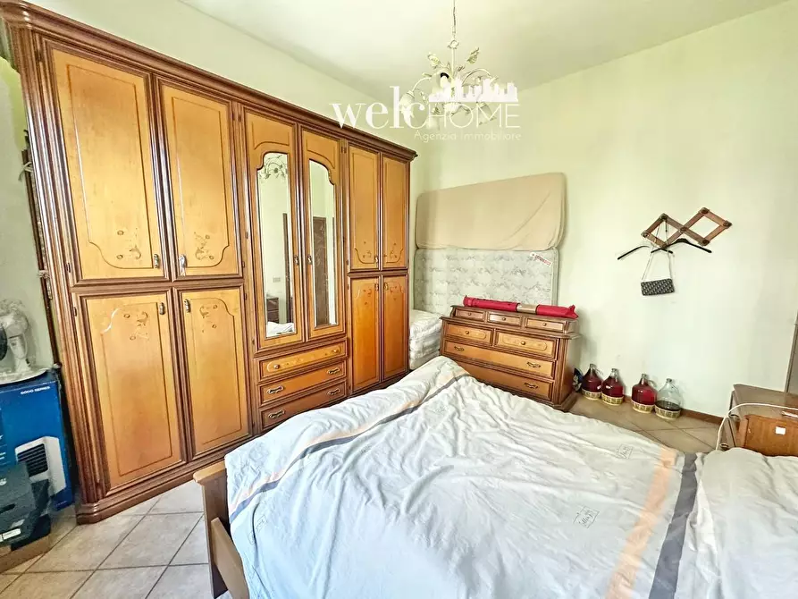 Immagine 21 di Appartamento in vendita  a Campi Bisenzio