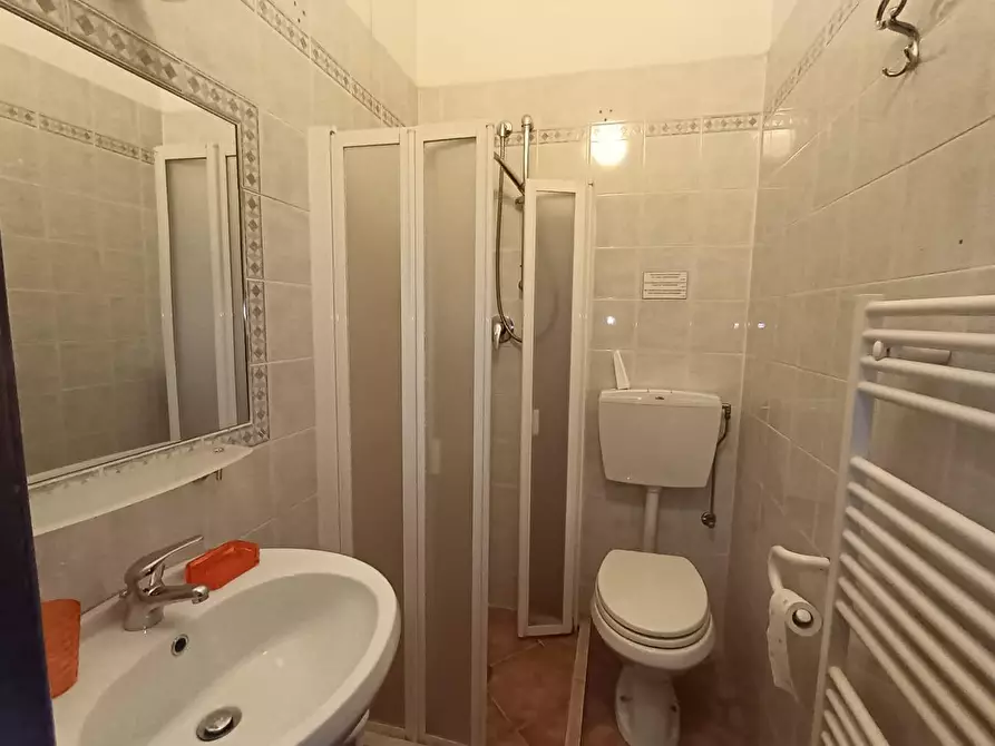 Immagine 18 di Villa in vendita  a Lucca