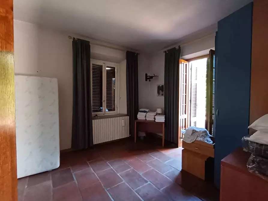 Immagine 12 di Villa in vendita  a Lucca