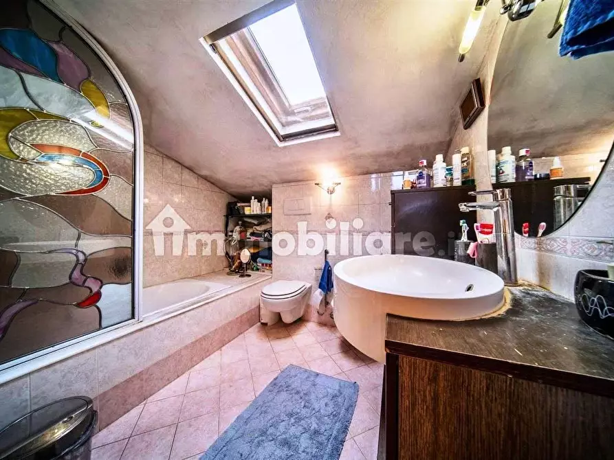 Immagine 8 di Casa bifamiliare in vendita  a San Giuliano Terme