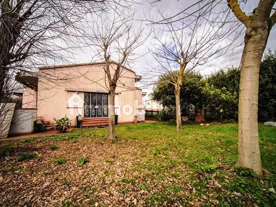 Immagine 17 di Casa bifamiliare in vendita  a San Giuliano Terme