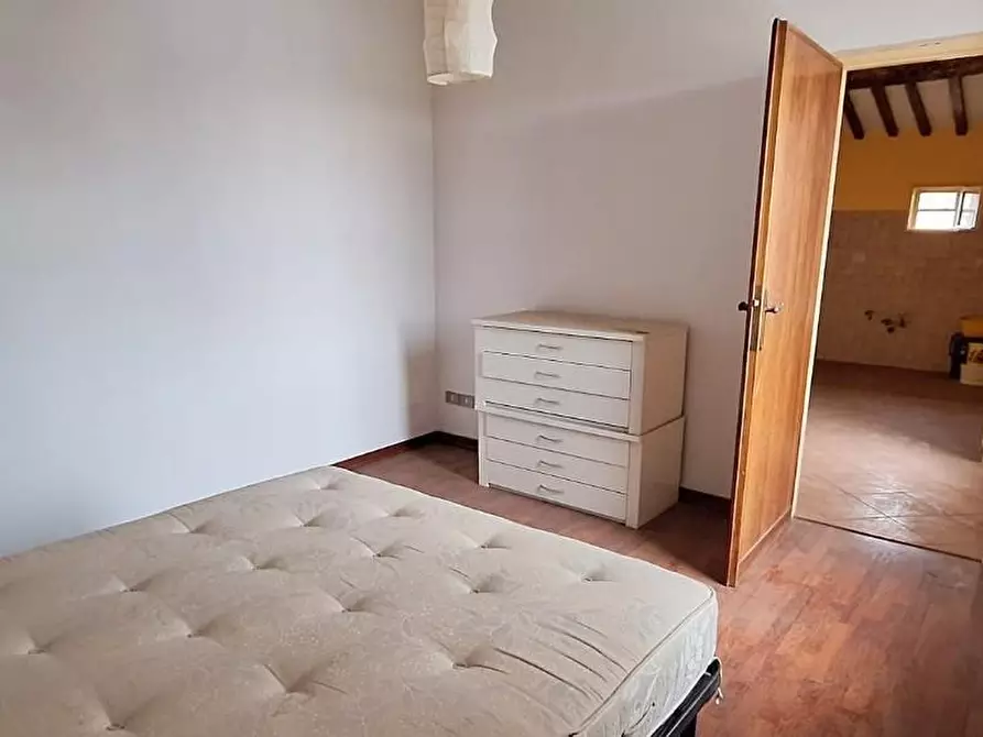 Immagine 5 di Appartamento in affitto  a Cascina