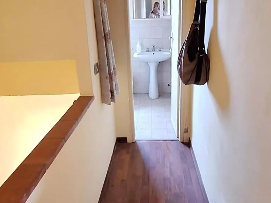 Immagine 3 di Appartamento in affitto  a Cascina