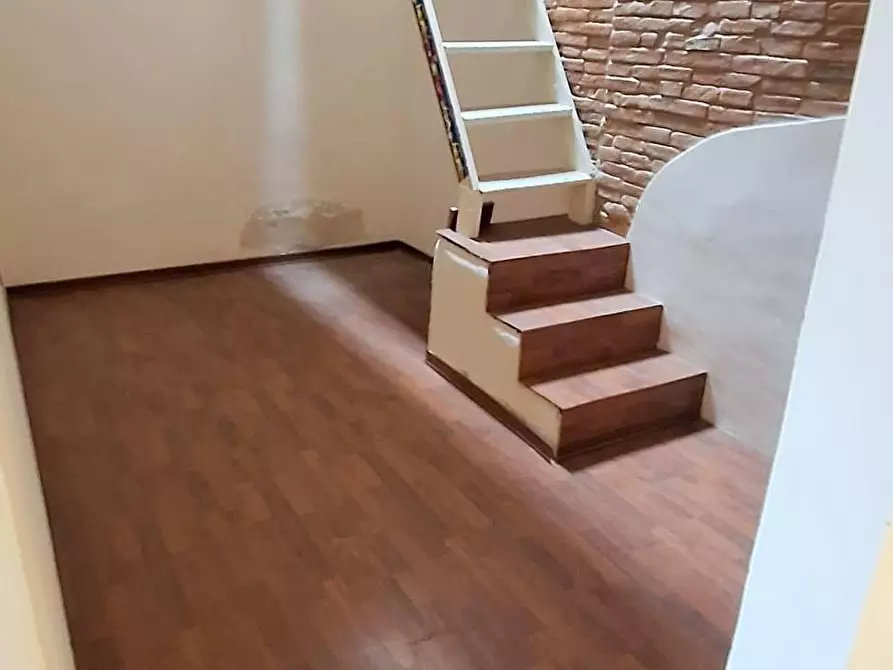 Immagine 4 di Appartamento in affitto  a Cascina