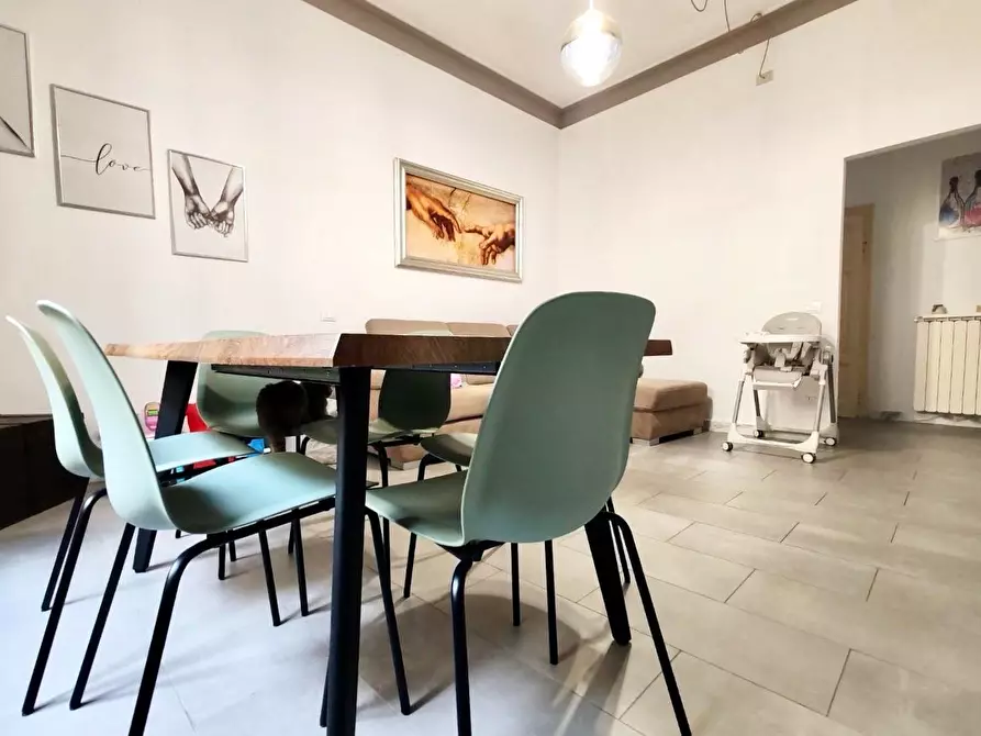 Immagine 3 di Appartamento in vendita  a Massa