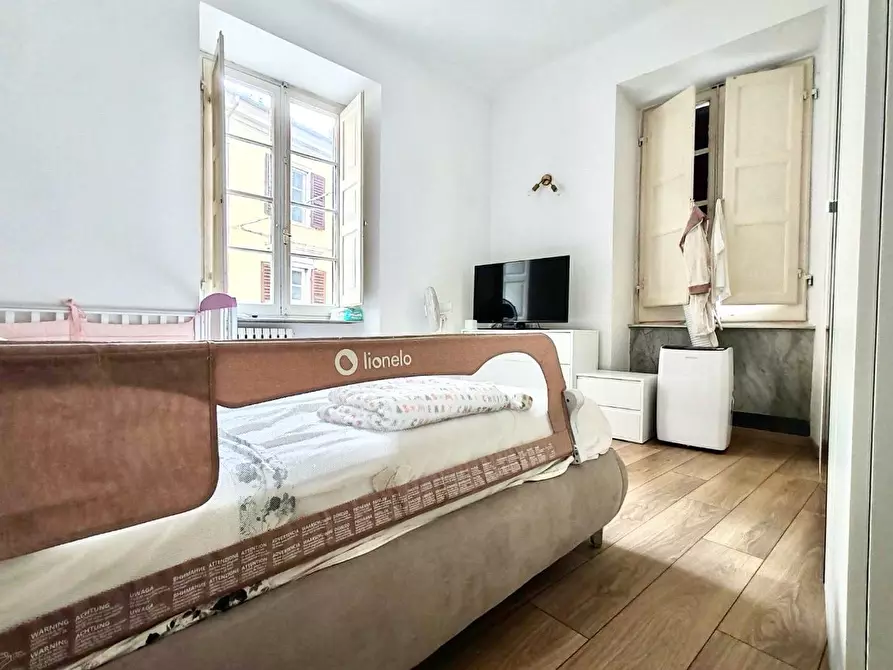 Immagine 10 di Appartamento in vendita  a Massa