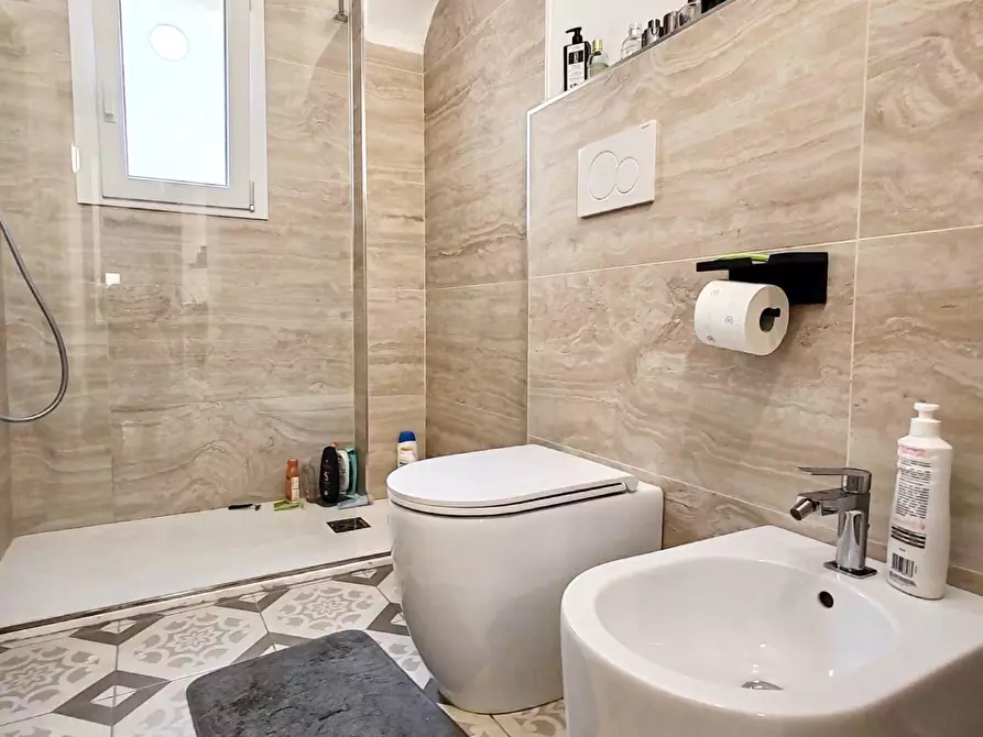 Immagine 12 di Appartamento in vendita  a Massa