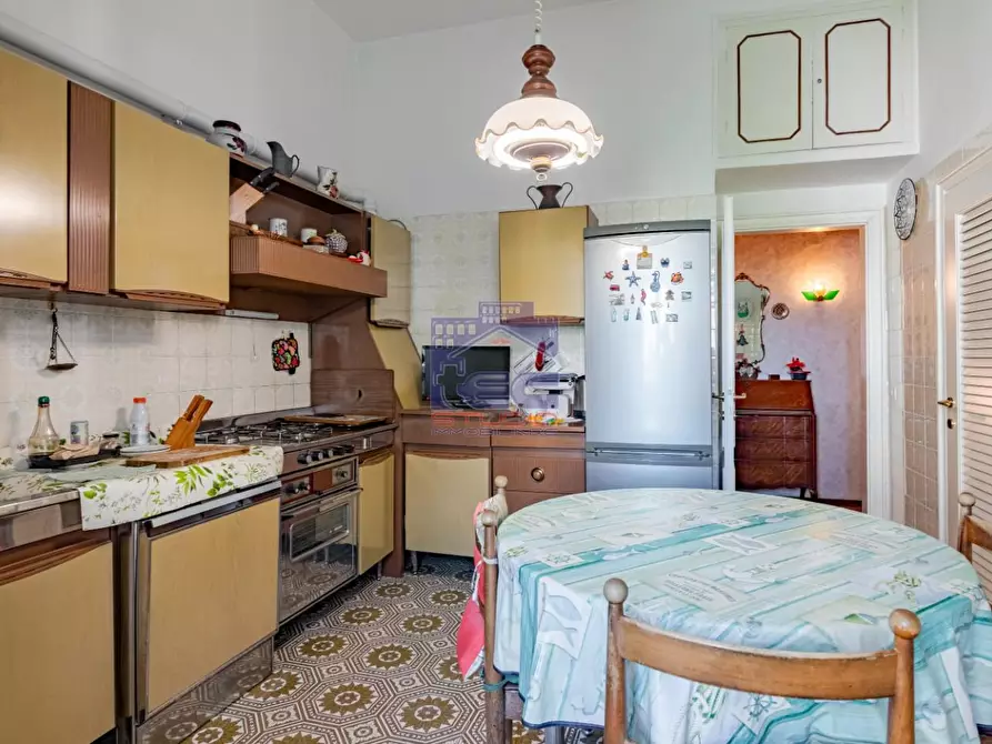 Immagine 12 di Appartamento in vendita  a Livorno