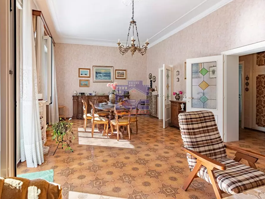 Immagine 2 di Appartamento in vendita  a Livorno