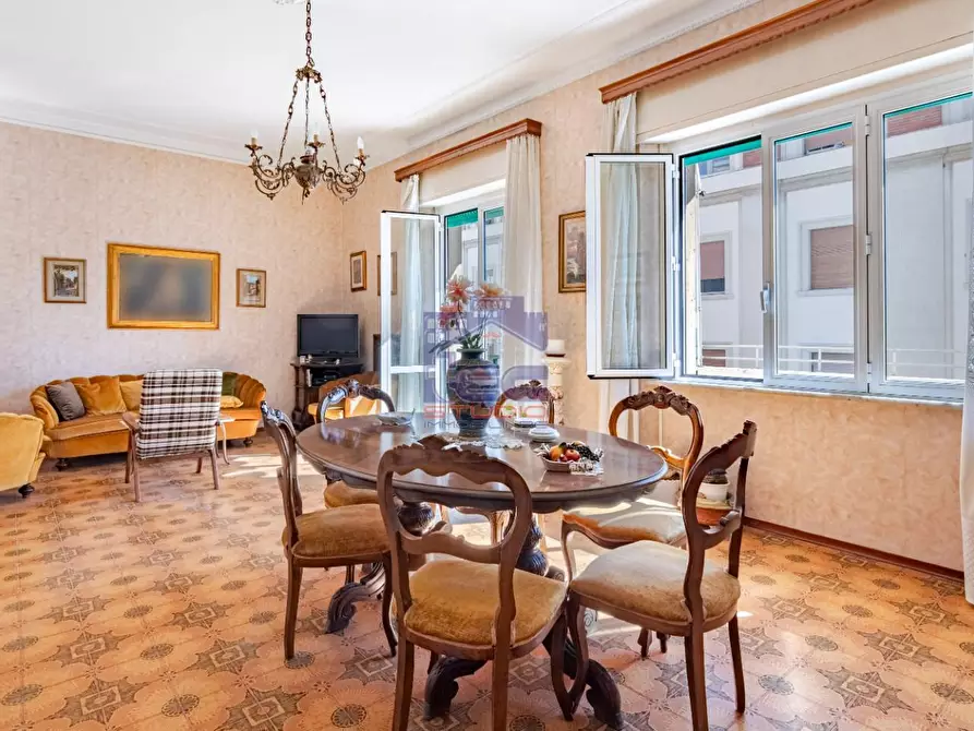 Immagine 3 di Appartamento in vendita  a Livorno