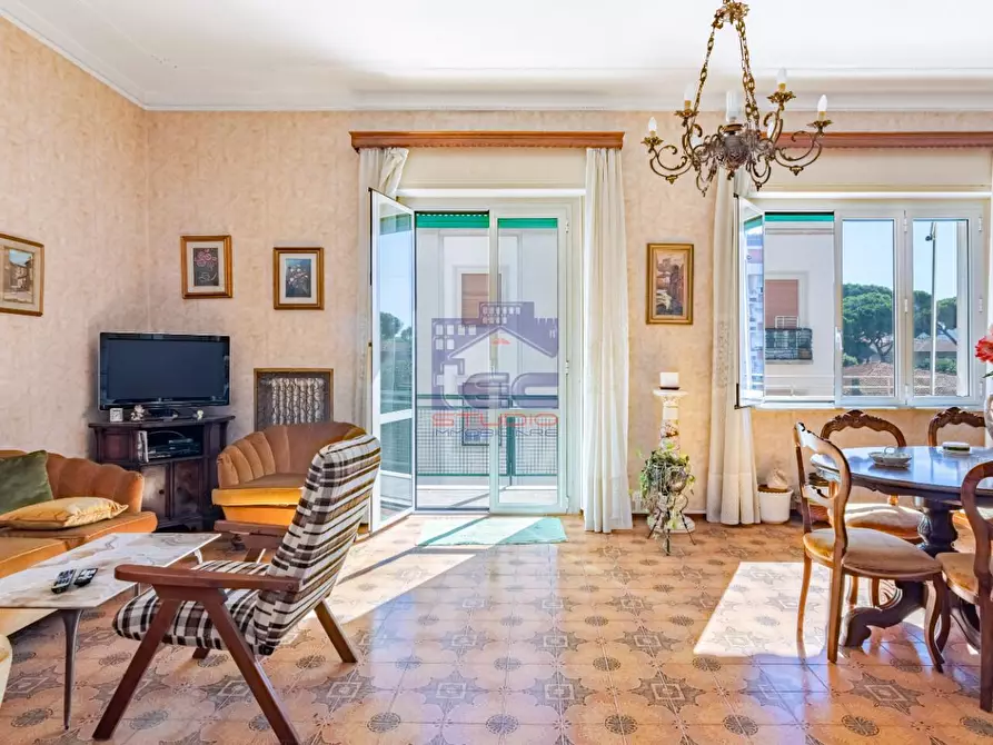 Immagine 1 di Appartamento in vendita  a Livorno