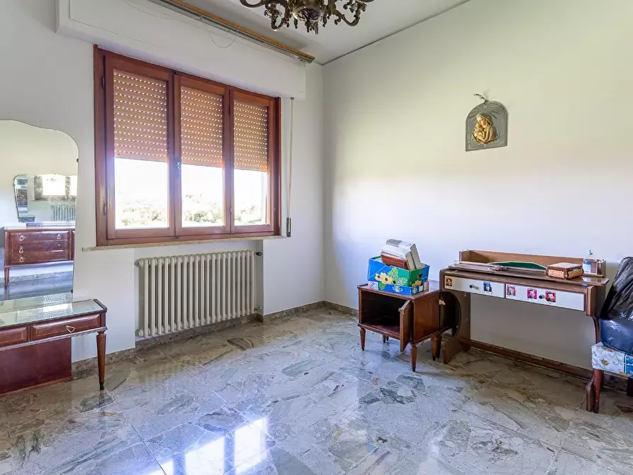 Immagine 46 di Villa in vendita  a Empoli