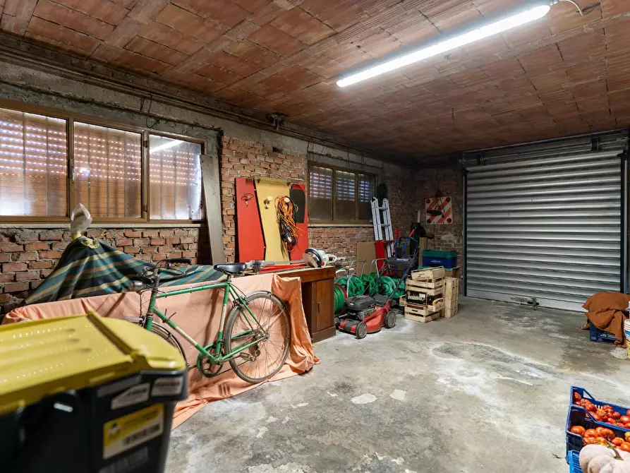 Immagine 57 di Villa in vendita  a Empoli