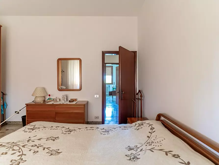 Immagine 43 di Villa in vendita  a Empoli