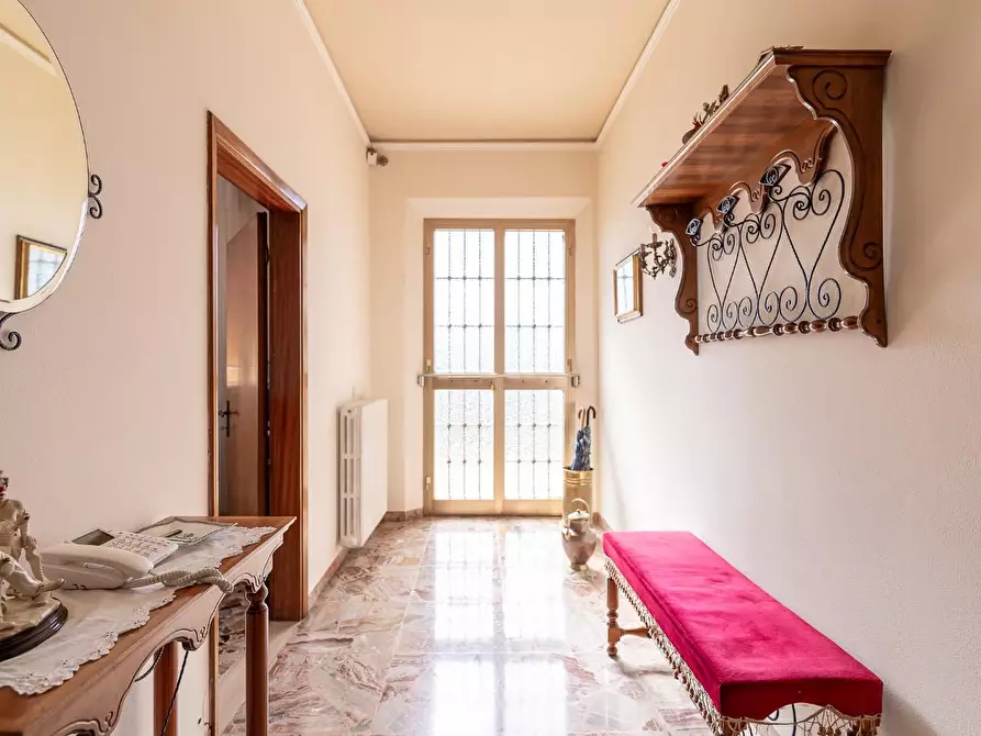 Immagine 14 di Villa in vendita  a Empoli