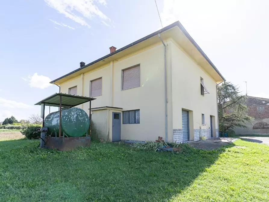Immagine 9 di Villa in vendita  a Empoli