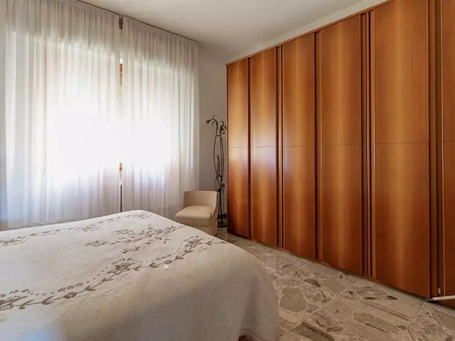 Immagine 39 di Villa in vendita  a Empoli