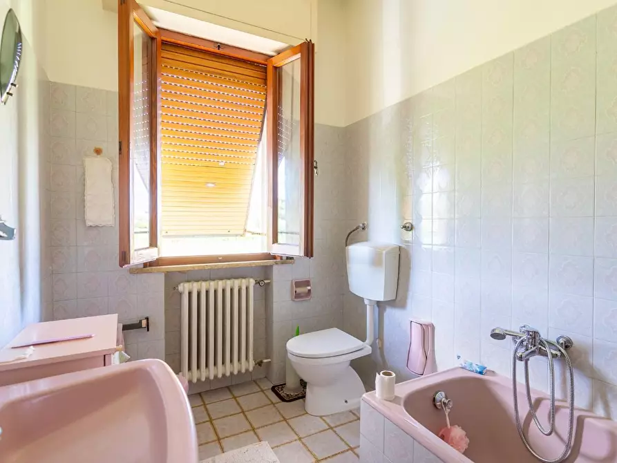 Immagine 49 di Villa in vendita  a Empoli