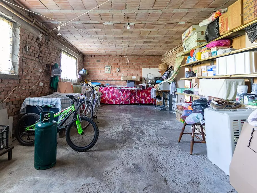 Immagine 56 di Villa in vendita  a Empoli