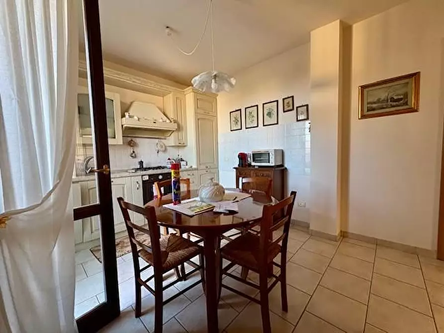 Immagine 6 di Appartamento in vendita  a Crespina Lorenzana