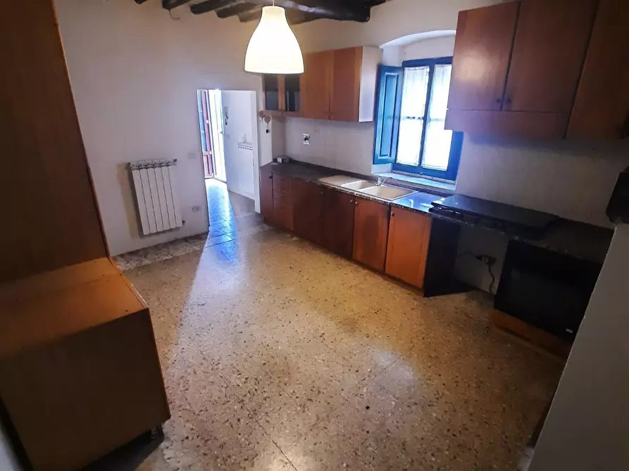 Immagine 4 di Terratetto in vendita  a Carmignano