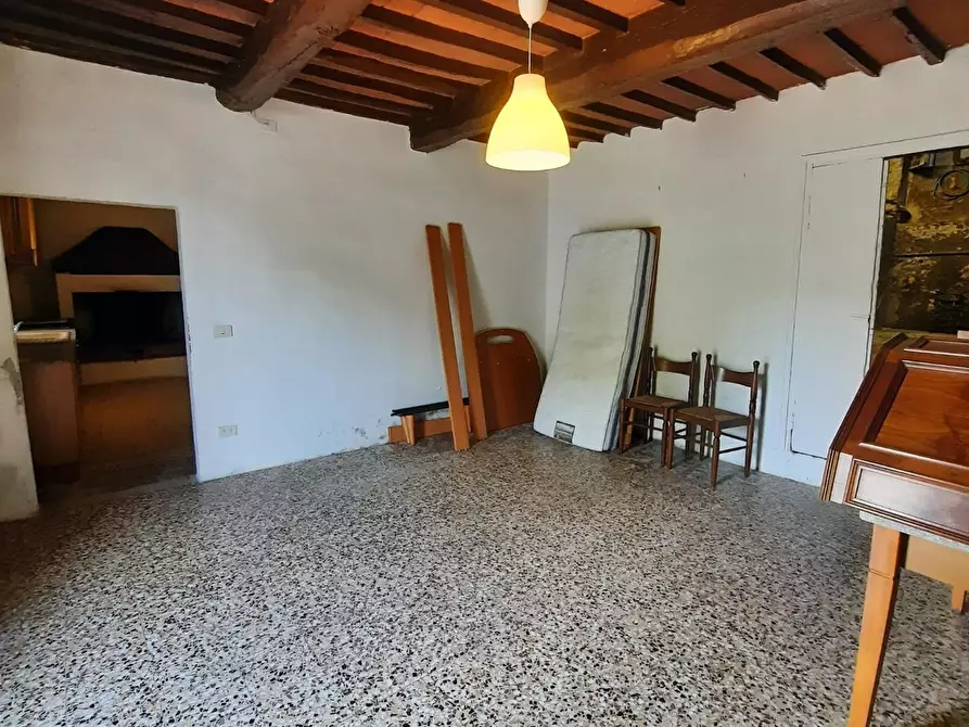 Immagine 2 di Terratetto in vendita  a Carmignano