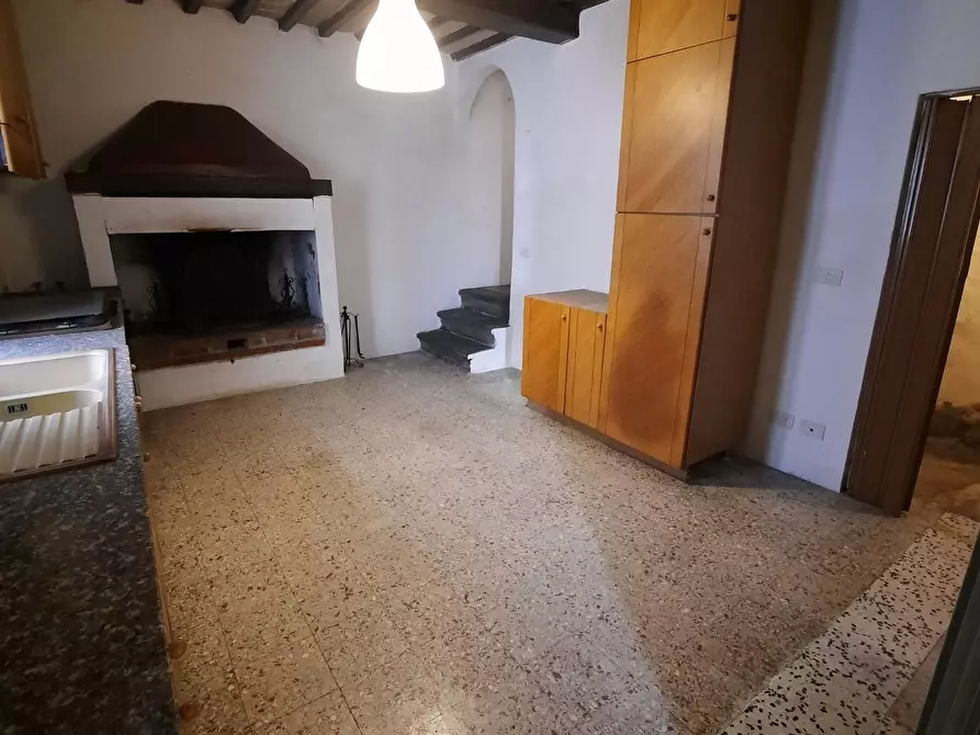 Immagine 3 di Terratetto in vendita  a Carmignano