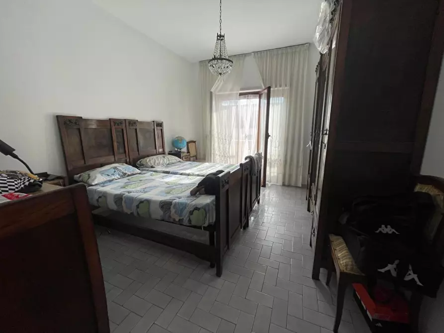 Immagine 14 di Appartamento in vendita  a Carrara