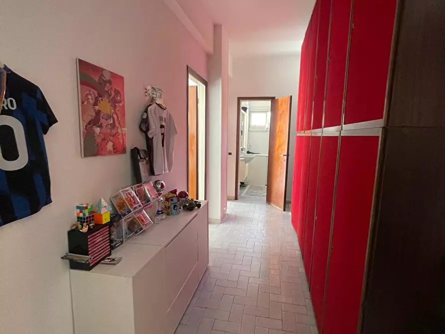 Immagine 10 di Appartamento in vendita  a Carrara