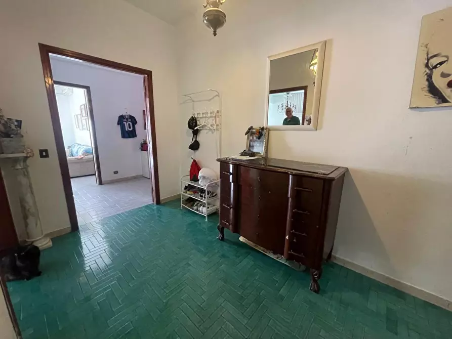 Immagine 6 di Appartamento in vendita  a Carrara