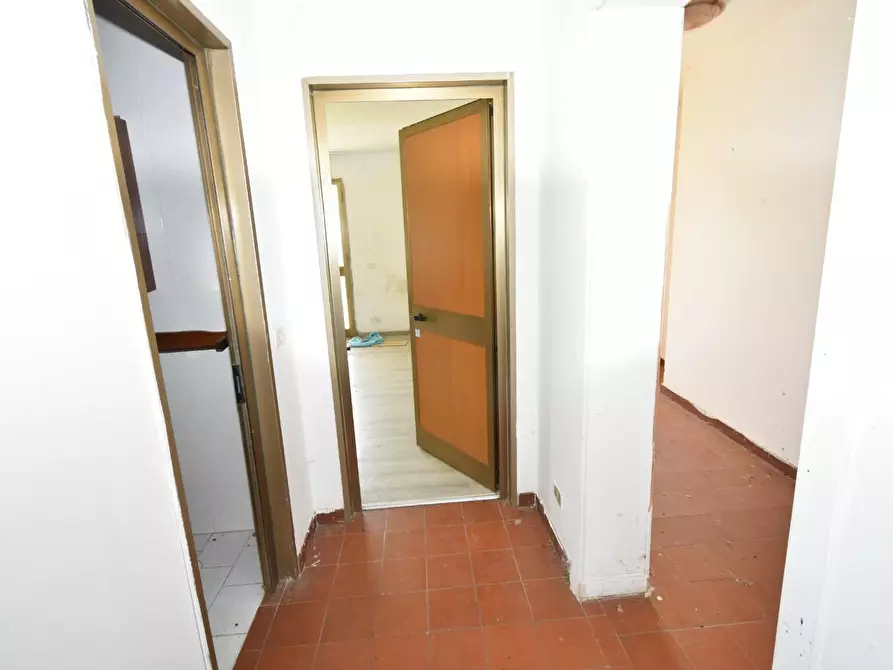 Immagine 33 di Villa in vendita  a Pisa