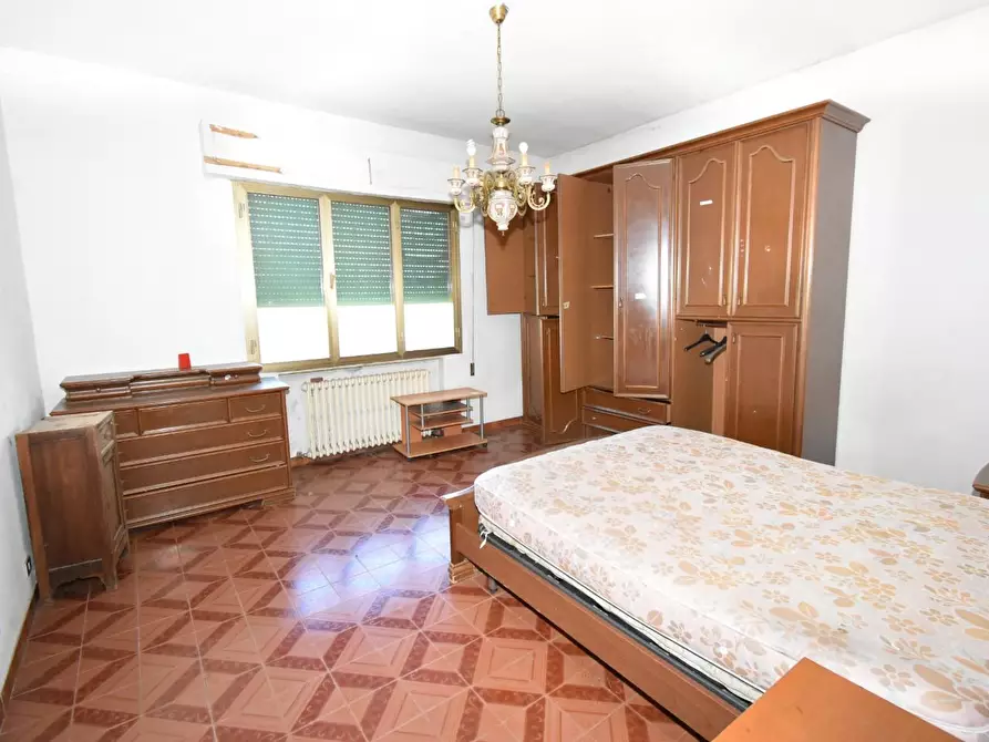 Immagine 7 di Villa in vendita  a Pisa