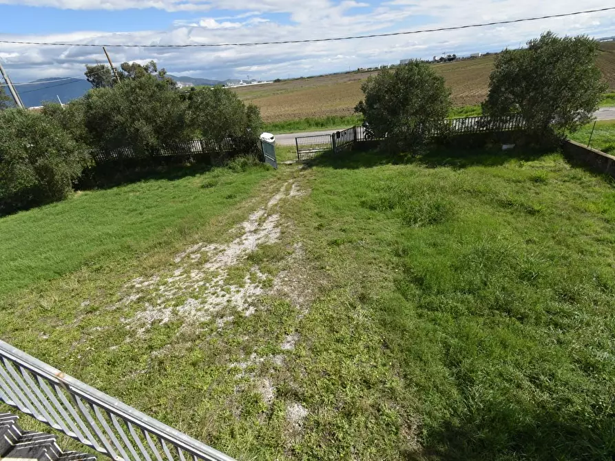 Immagine 4 di Villa in vendita  a Pisa