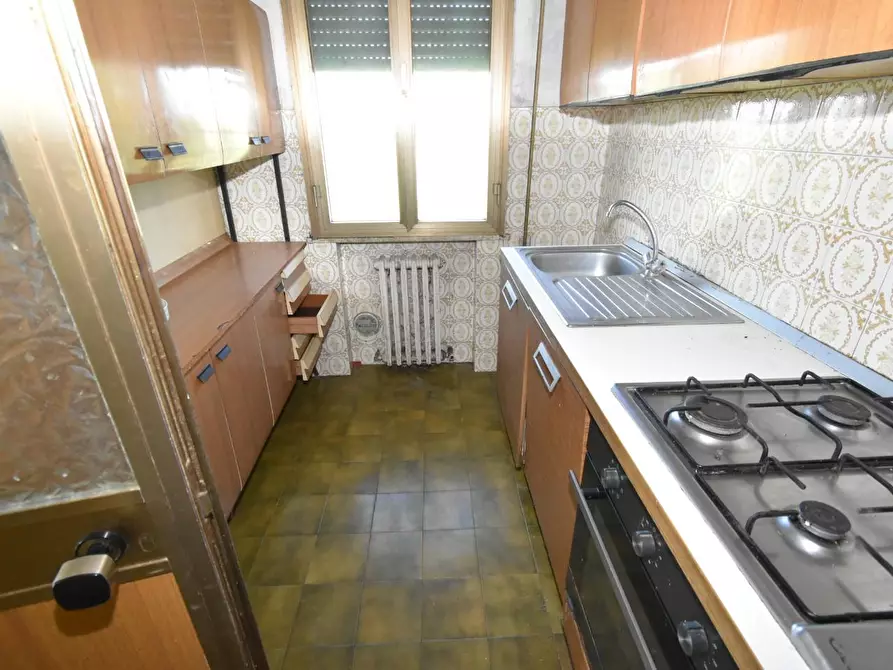 Immagine 13 di Villa in vendita  a Pisa